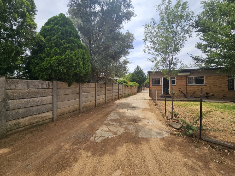 2 Bedroom Property for Sale in Declercqville North West